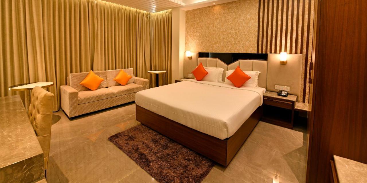 Brio Hotel Kolkata Ngoại thất bức ảnh